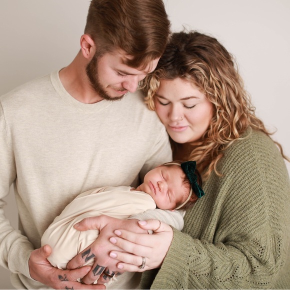 Meet Your Posher - Picture 2 of 6